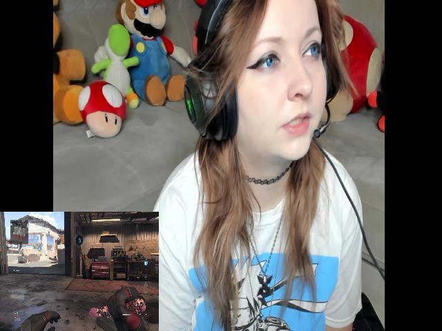 Live sex webcam photo for PrincessBluu #271448925