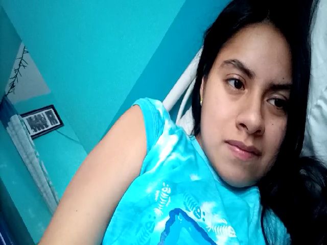 Live sex webcam photo for Hairy_Young1 #271451662