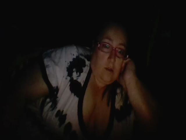 Live sex webcam photo for BBWAngel85 #271448099