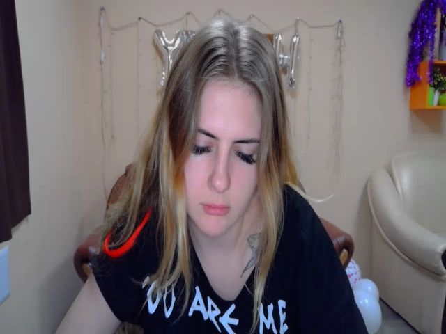 Live sex webcam photo for PrincesSnake #271445763