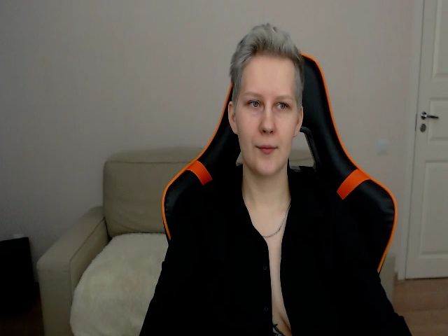 Live sex webcam photo for Oh_daisy #271446241