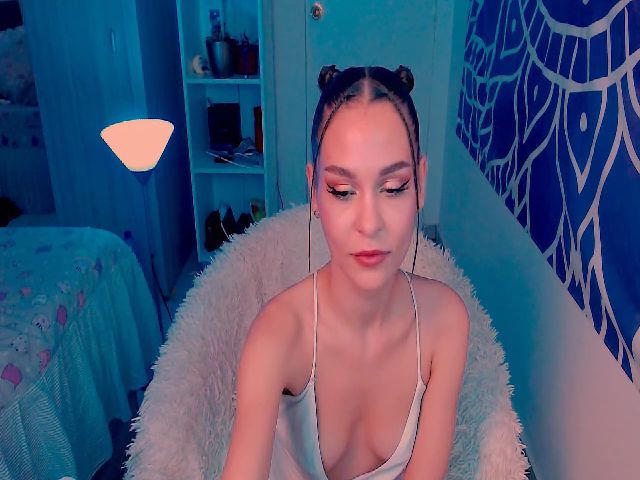 Live sex webcam photo for He11oa1ice #271452149