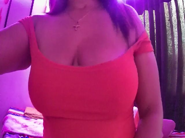 Live sex webcam photo for Brandyebony #271452333