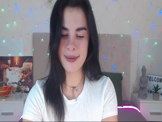 Live sex webcam photo for ErikaCurtees #271448841