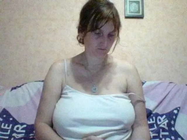 Live sex webcam photo for MssAngela #288008771