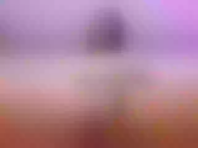 Live sex webcam photo for KatieNolan #271446841