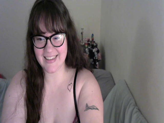 Live sex webcam photo for RosequartzXXX #271442555
