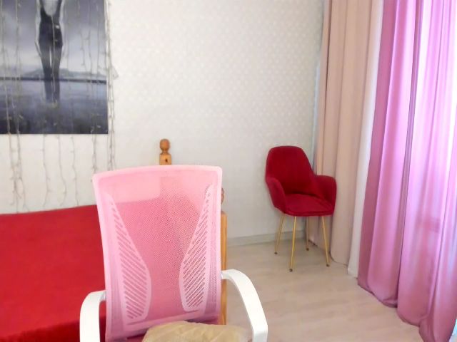 Live sex webcam photo for Blackberry_18 #271445116