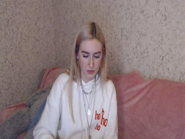 Live sex webcam photo for Honey_dream #271451728