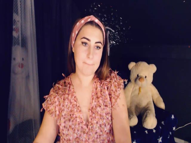 Live sex webcam photo for Queen_Afina #271442588