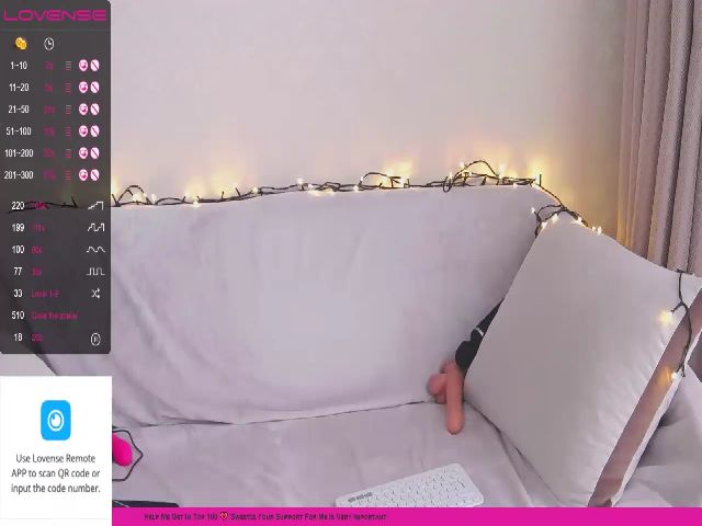 Live sex webcam photo for AnnaQPassion #271445355