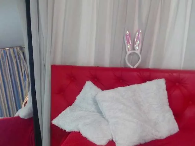 Live sex webcam photo for scottie26 #271444267