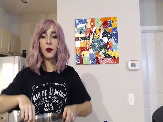 Live sex webcam photo for EmmaLaLatina #271445040