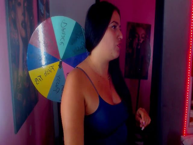 Live sex webcam photo for Emily_Defoe #271445234