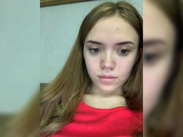 Live sex webcam photo for YourDreamms #271443922