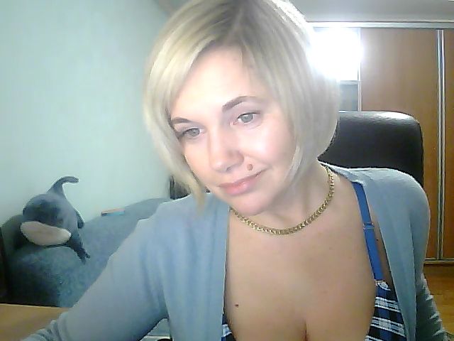 Live sex webcam photo for Vivid_Glance #271442083
