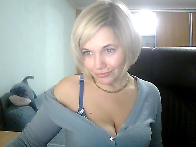 Live sex webcam photo for Vivid_Glance #271442322