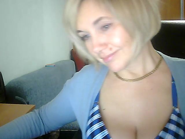 Live sex webcam photo for Vivid_Glance #271442955