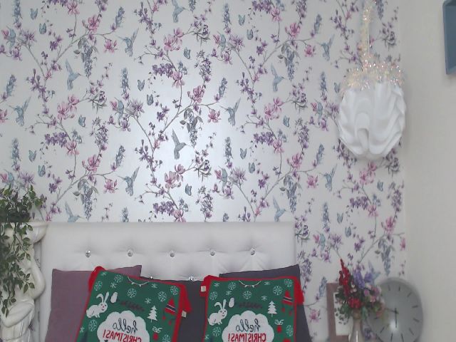 Live sex webcam photo for Your_Mystery_ #271452237