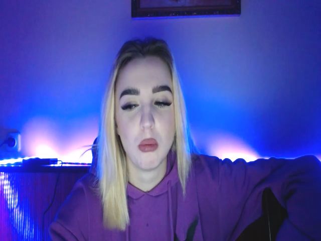 Live sex webcam photo for Jade_Fire #271451130