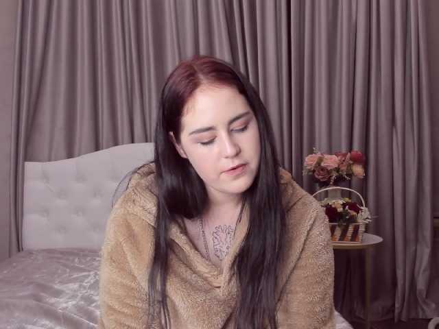 Live sex webcam photo for SindySmitt #271450427