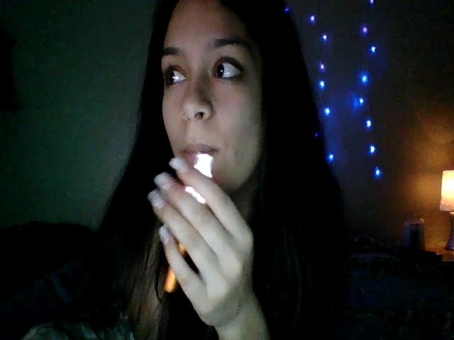 Live sex webcam photo for Adrianaxo1 #271445299