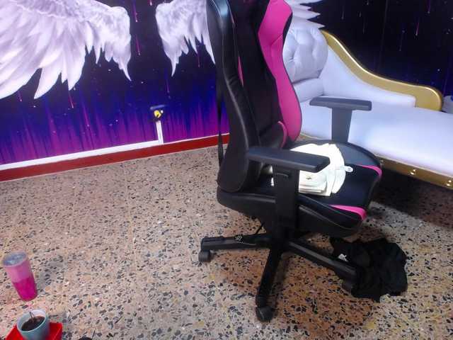 Live sex webcam photo for Valencams #271447252