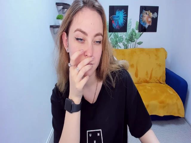 Live sex webcam photo for SeveiGold #271447647