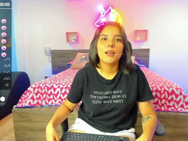 Live sex webcam photo for karol-santos #271443814
