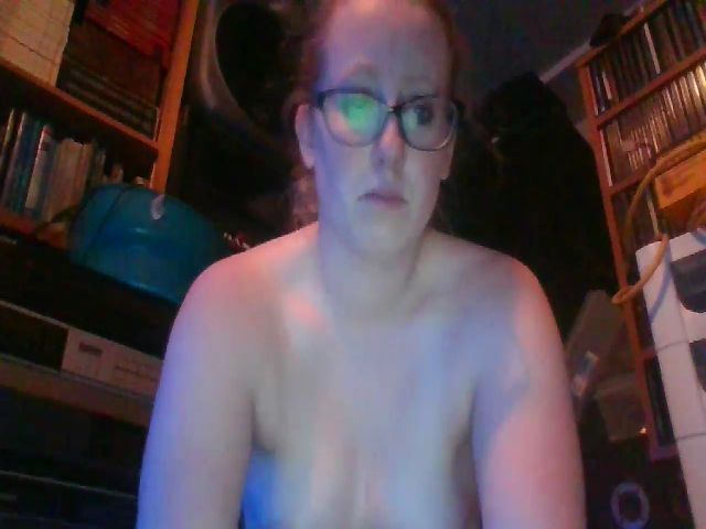 Live sex webcam photo for LittlexoJules #271443090