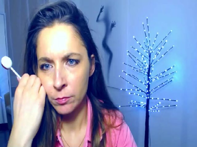 Live sex webcam photo for MilliKristal #271448640