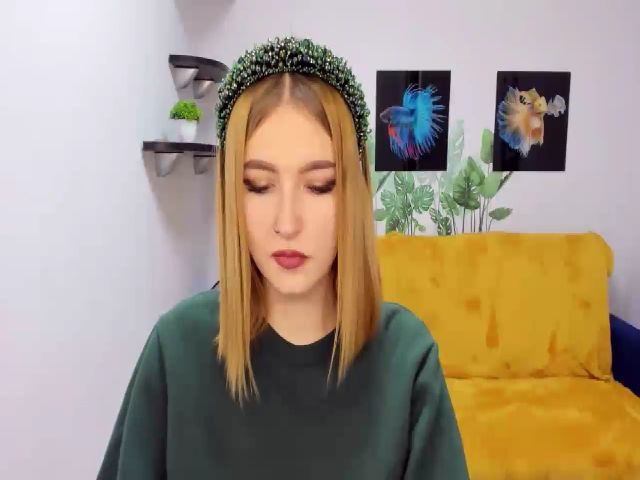 Live sex webcam photo for ViolaRose #271448883