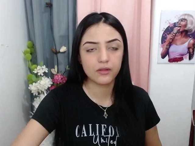 Live sex webcam photo for Skinnyhorny #271450045