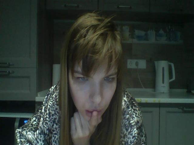 Live sex webcam photo for Lil_Karla #271452425