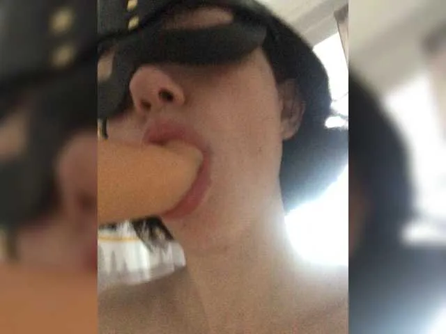 Live sex webcam photo for SexxDealer #271446898