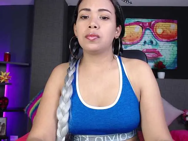 Live sex webcam photo for meganduff #271447089