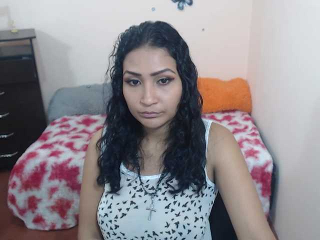 Live sex webcam photo for lola-sax #271464026