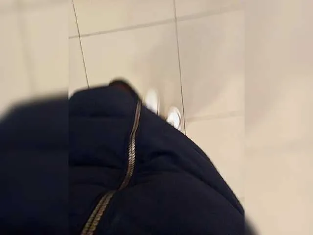 Live sex webcam photo for relishsavor #271455896