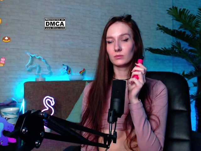 Live sex webcam photo for miraclegirls #271455951