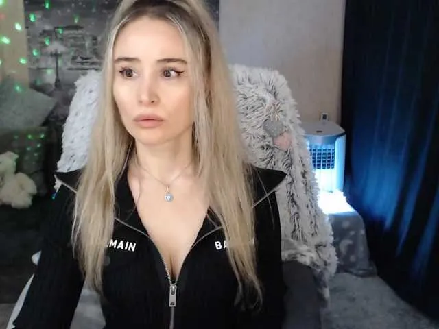 Live sex webcam photo for xyliganka777 #271453191