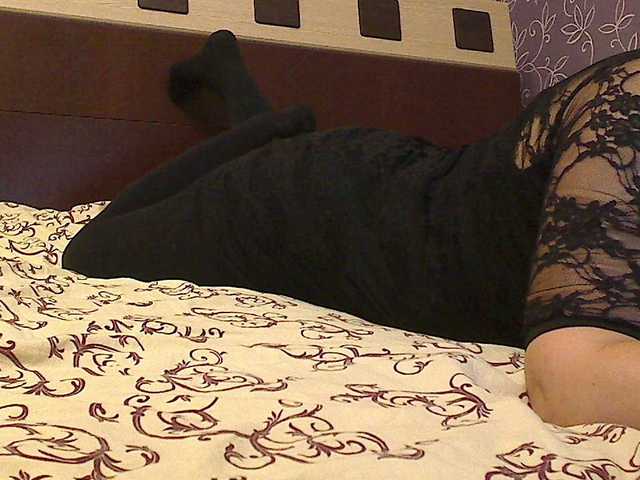 Live sex webcam photo for rntkkissa25 #271462981