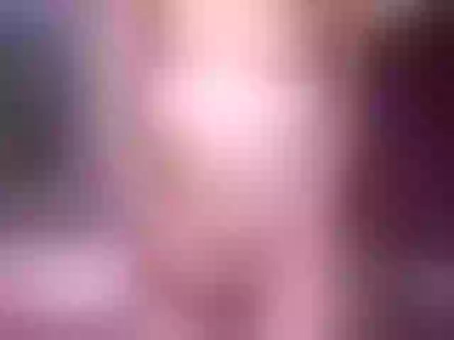 Live sex webcam photo for JuicyyAngel #271462404