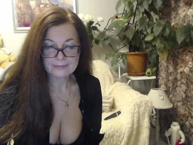 Live sex webcam photo for HelenBerg #271453127