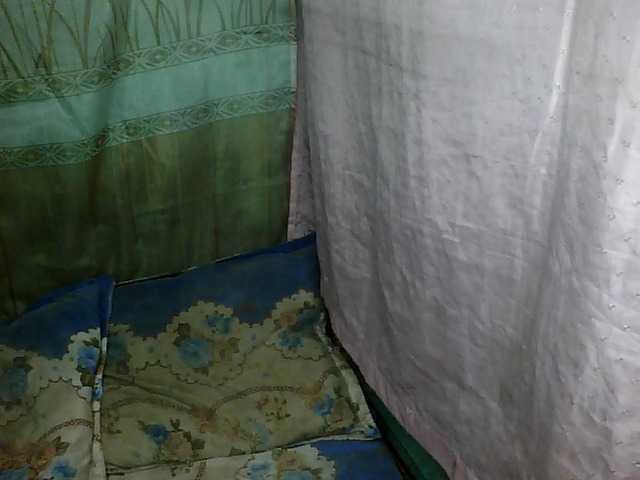 Live sex webcam photo for my-love10 #271459163