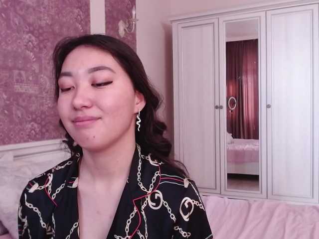 Live sex webcam photo for Alisonyugai #271456568