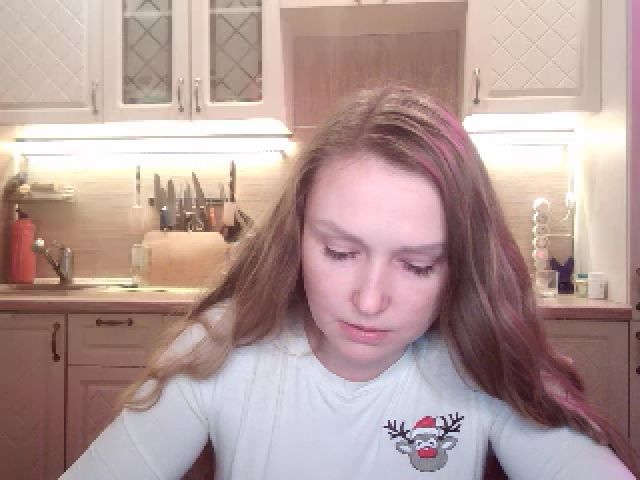 Live sex webcam photo for JaneGrey111 #271460602