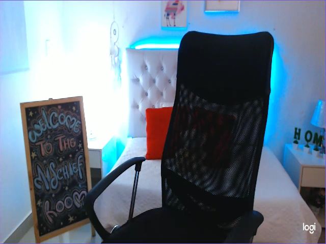 Live sex webcam photo for Antonella_lpz #271465719