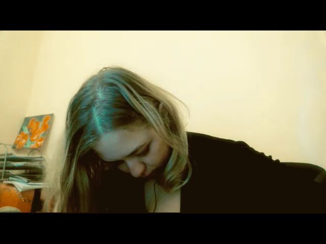 Live sex webcam photo for GoddessNika #271464637