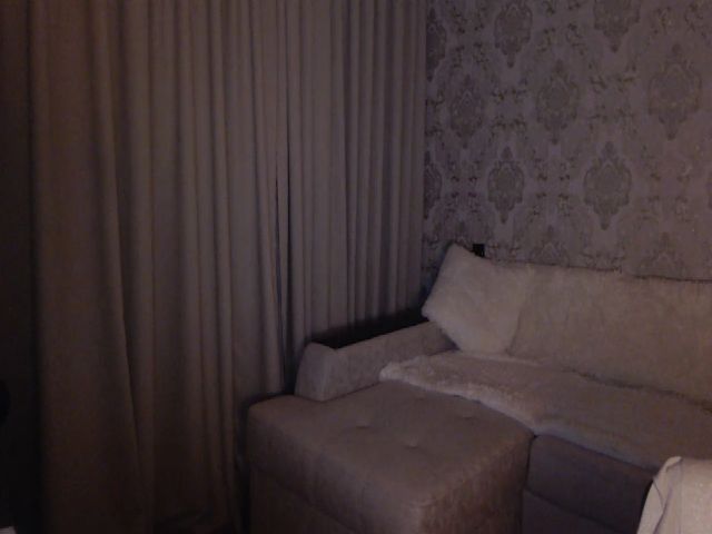 Live sex webcam photo for ItsLizi #271462291