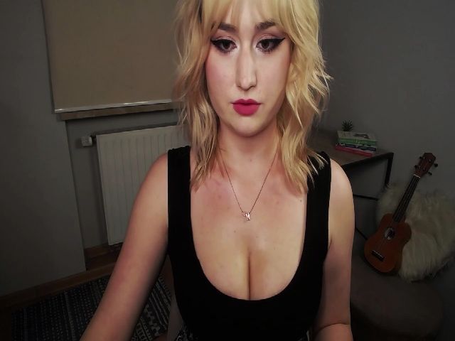 Live sex webcam photo for RUSHnatty #271454178